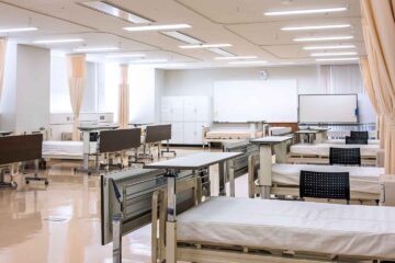 新潟県立新発田病院看護専門学校 5階看護実習室